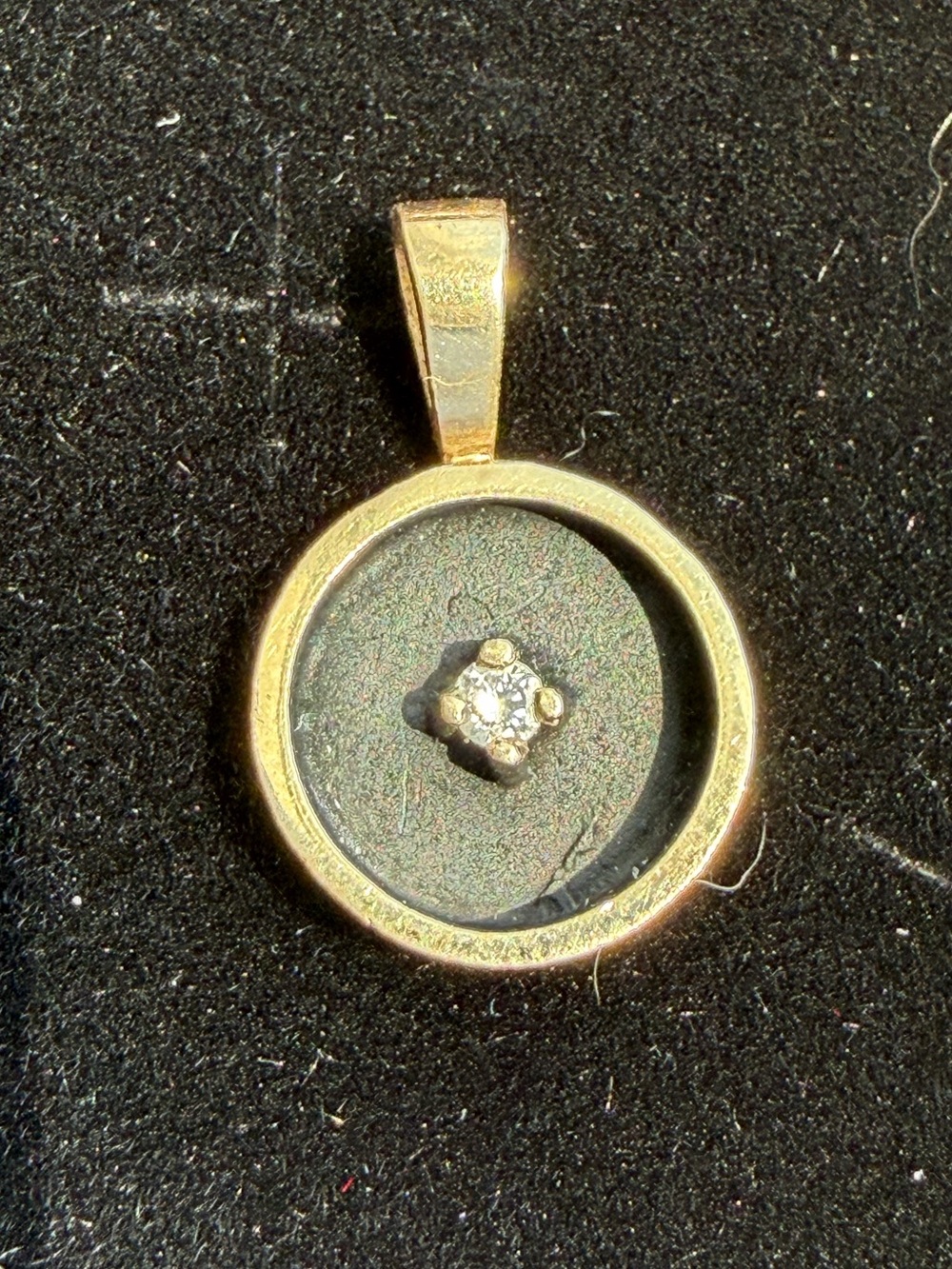 Gold Round Pendant with Diamond Center Stone